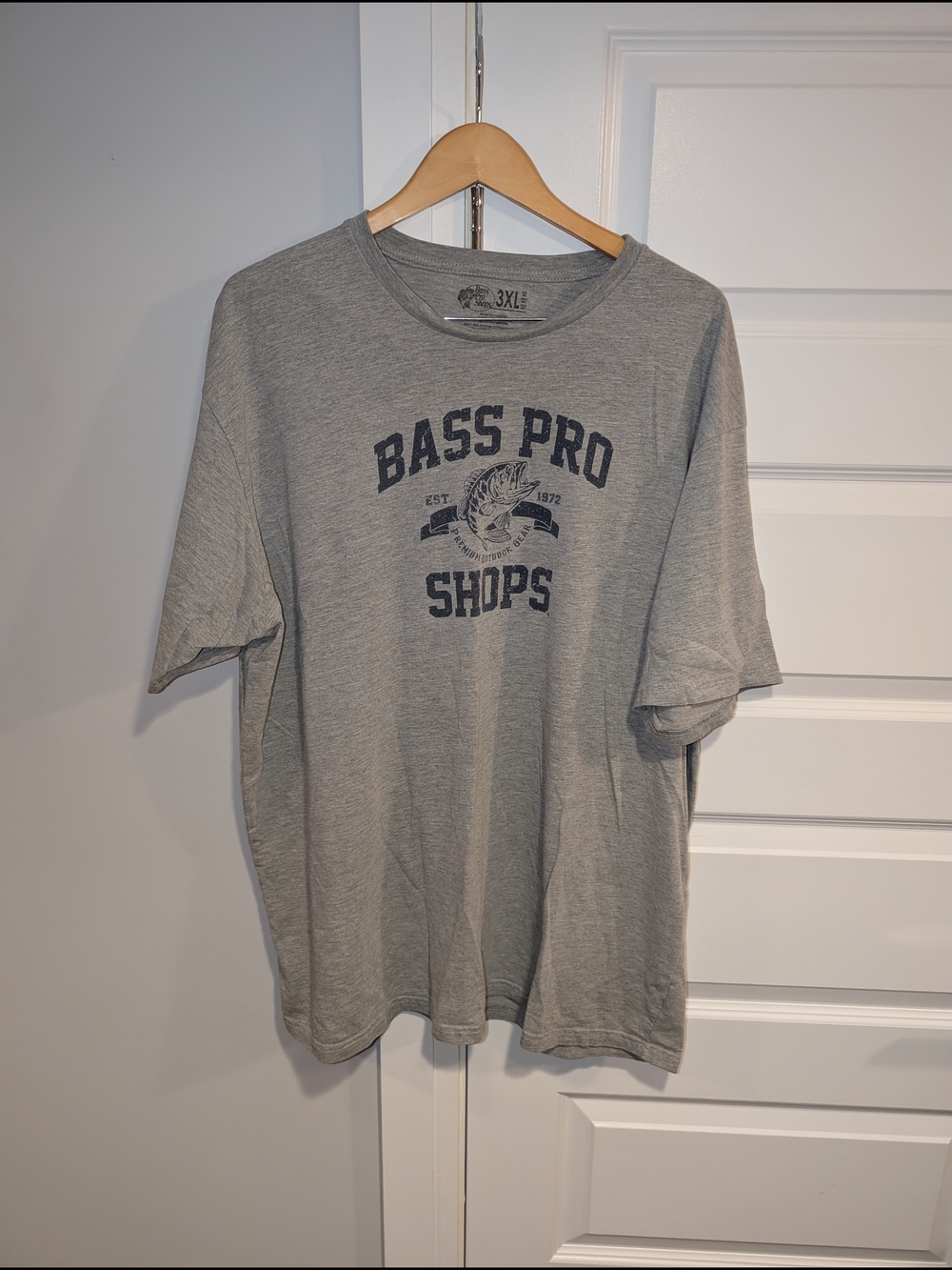 Bass Pro Shops Gray Graphic Logo T-Shirt